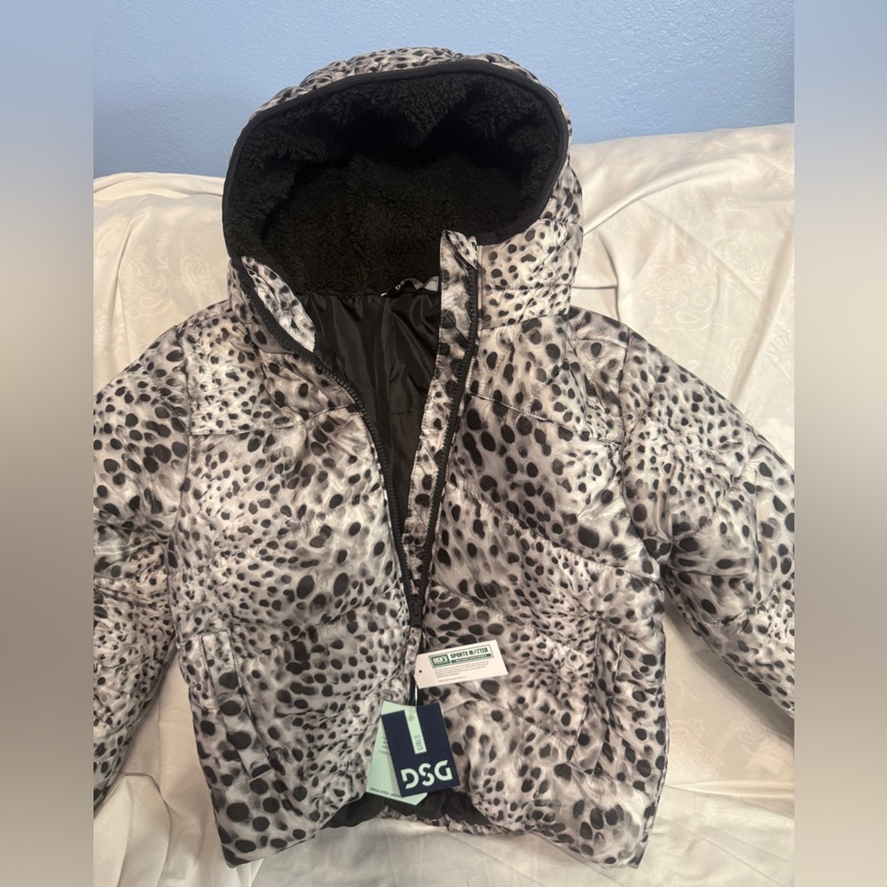 NWT Dick’s Sporting Goods Kids Snow Jacket size S